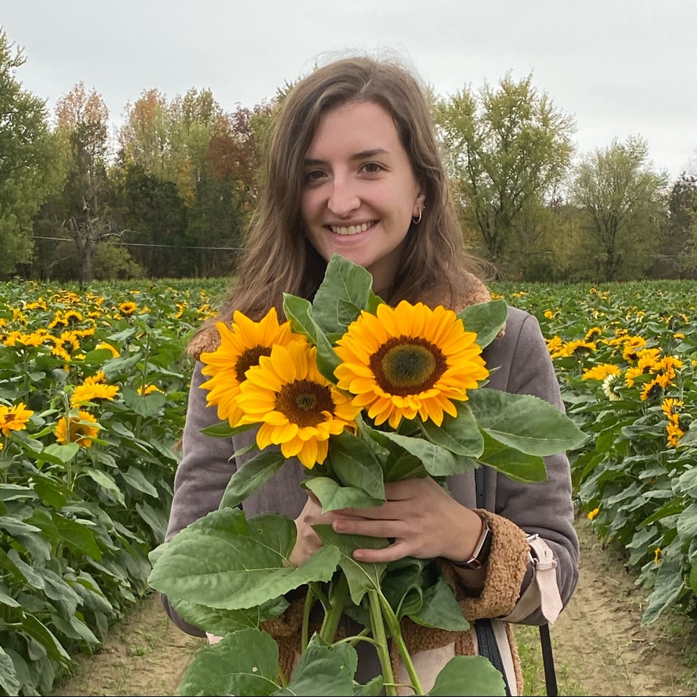 Meet your Posher, Maddie